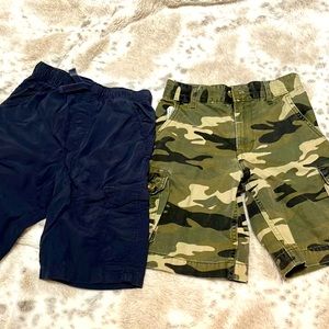 Boys size 8 set of 2 cargo shorts
